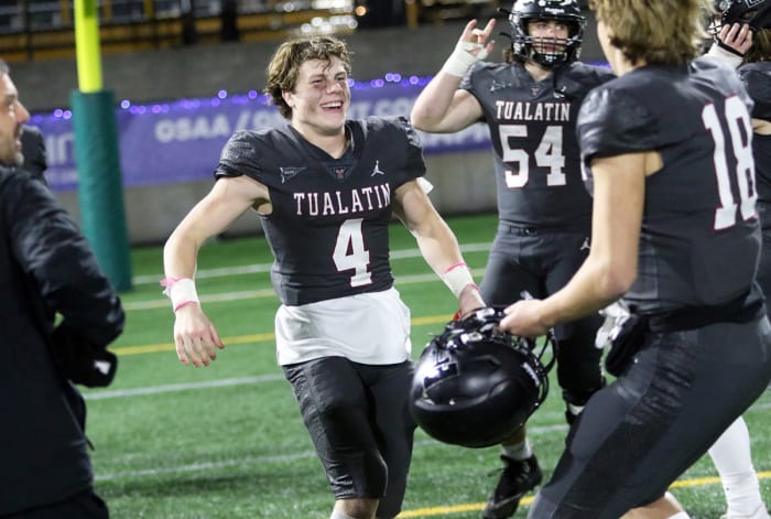 a Tualatin Sherwood 6A Oregon football semifinal November 17 2023 Dan Brood 31